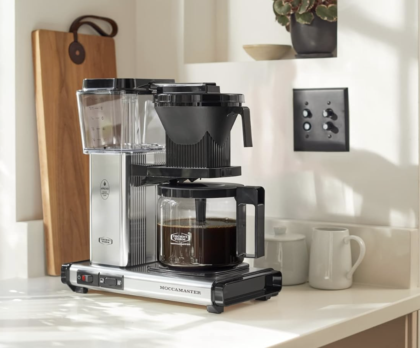 Moccamaster KBGV Coffee Maker, view 2